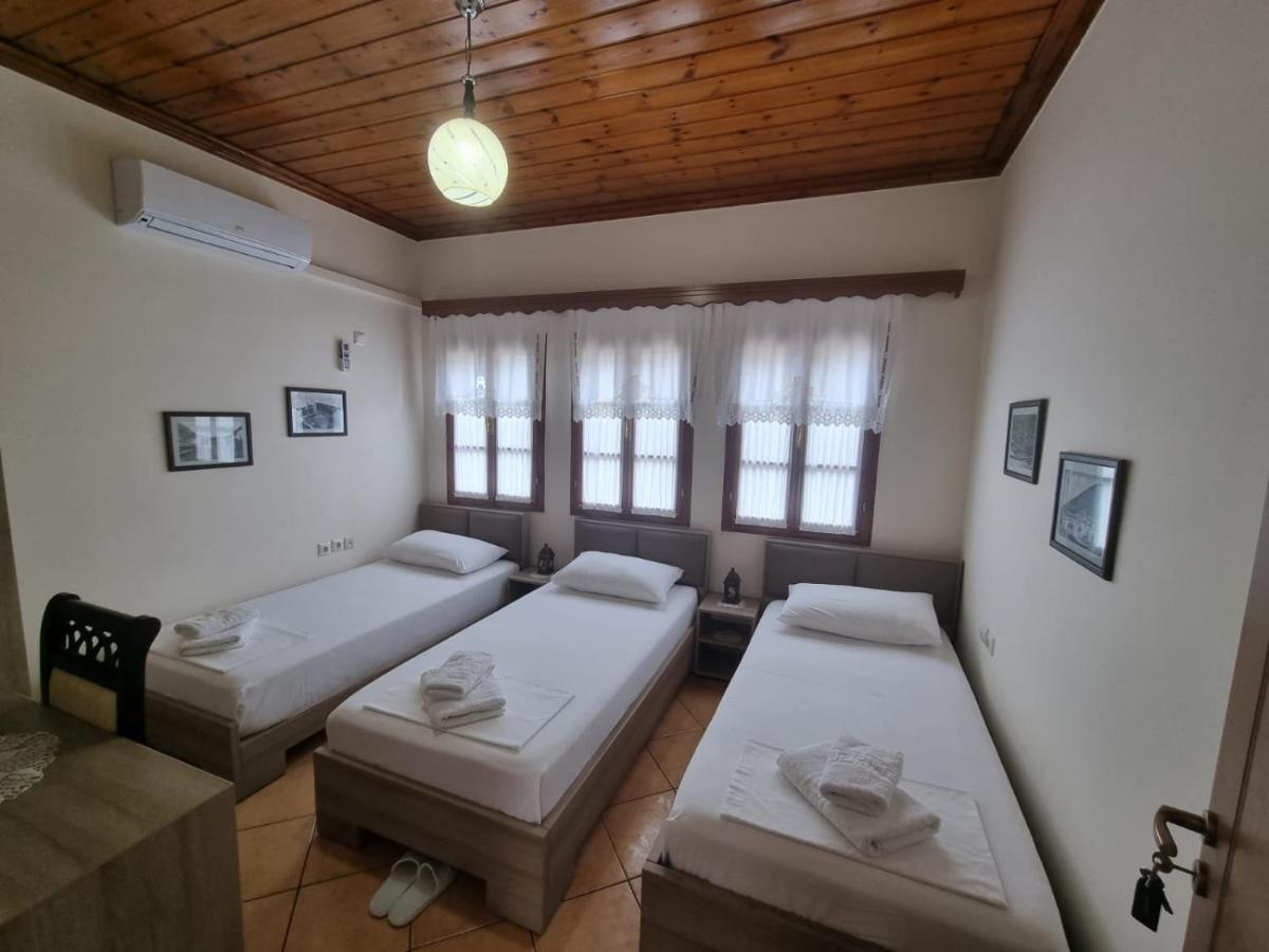 Romeo'S Guest House Berat Exterior photo